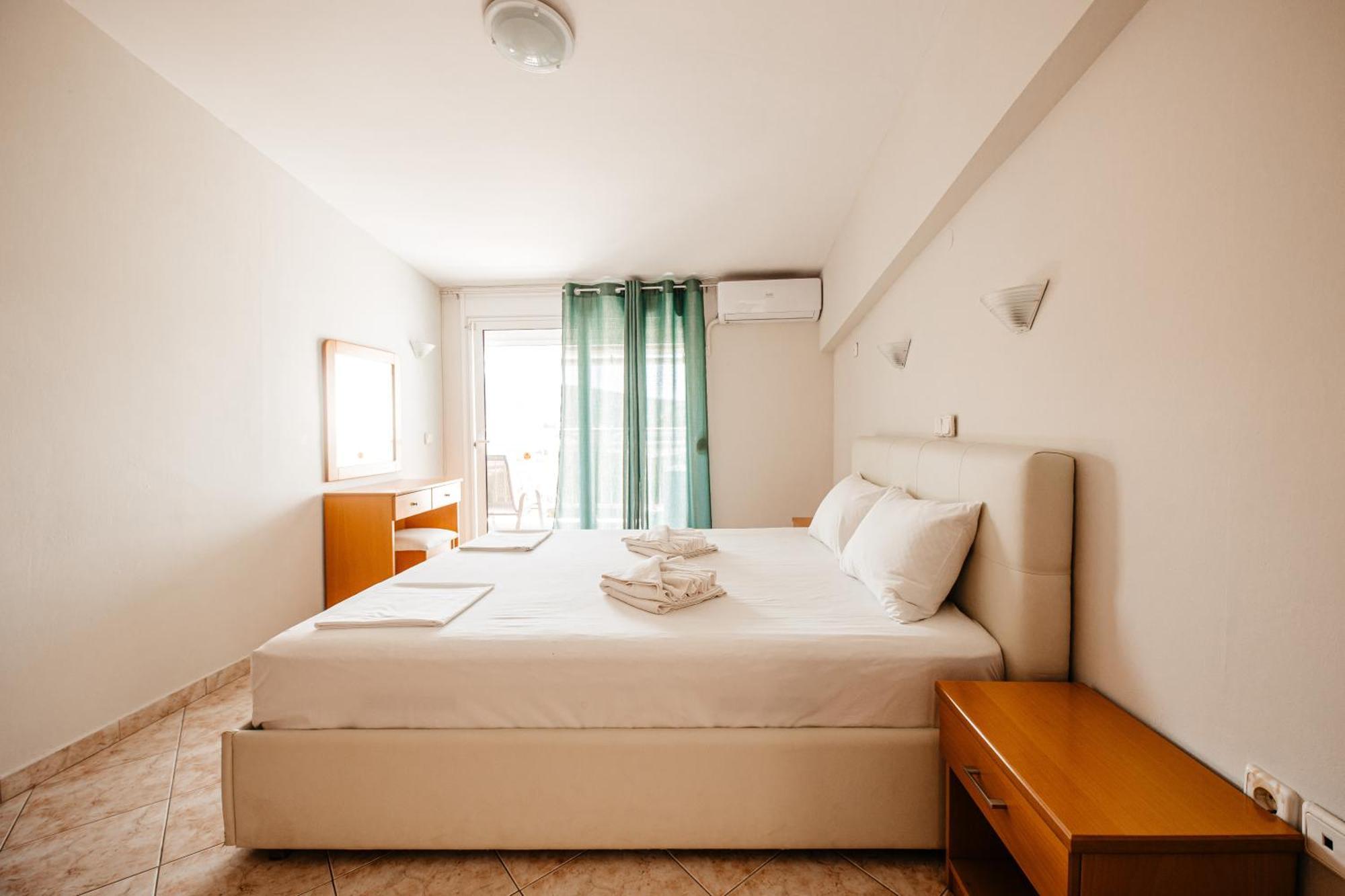 Hotel Marialena Potósz Kültér fotó